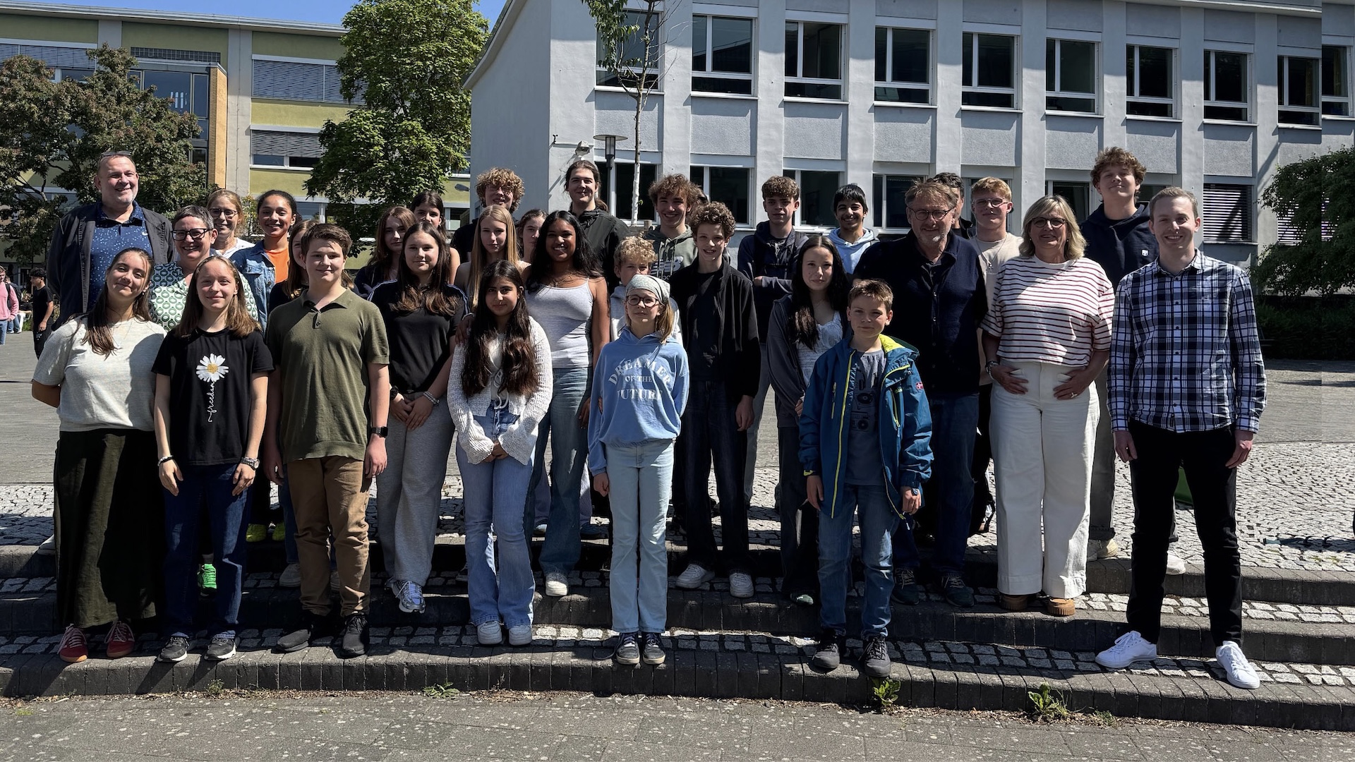 Zum 10. Mal in Folge landesbeste Schule beim Geschichtswettbewerb