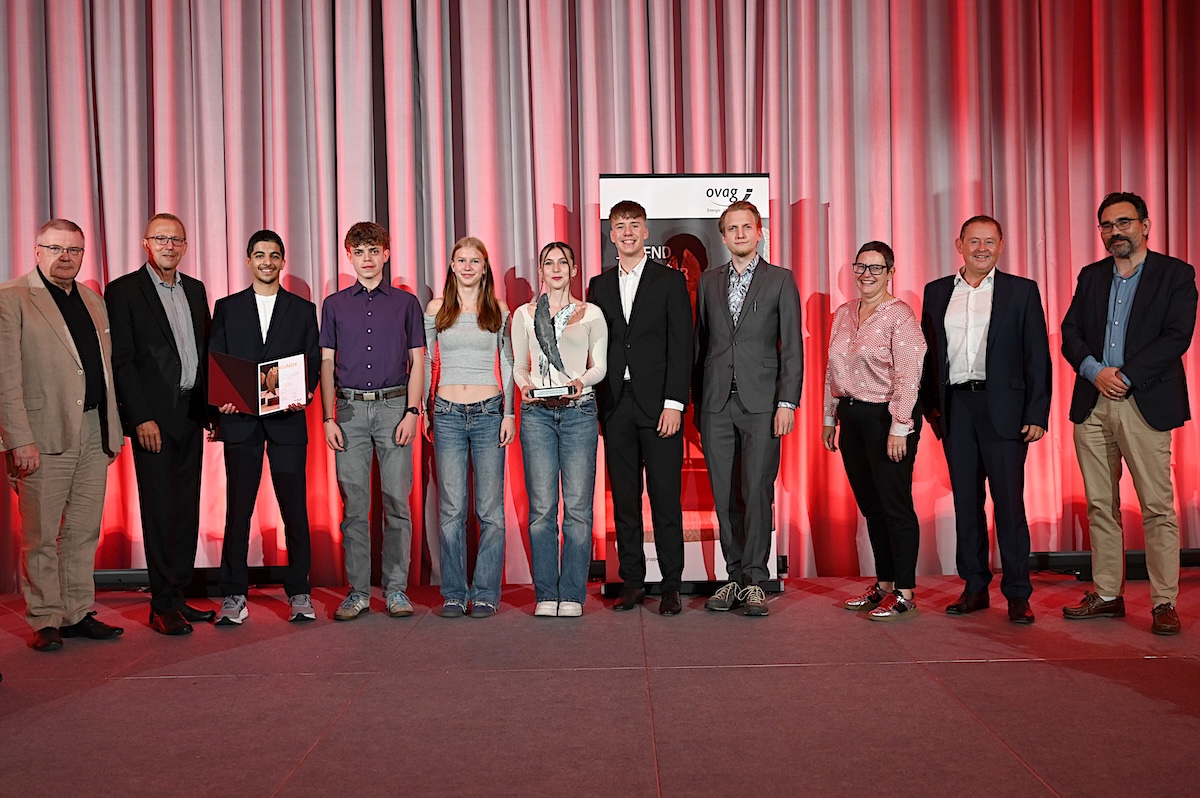 Würdigung mit dem Karlhans-Frank-Gedächtnispreis beim OVAG Jugendliteraturwettbewerb 2025